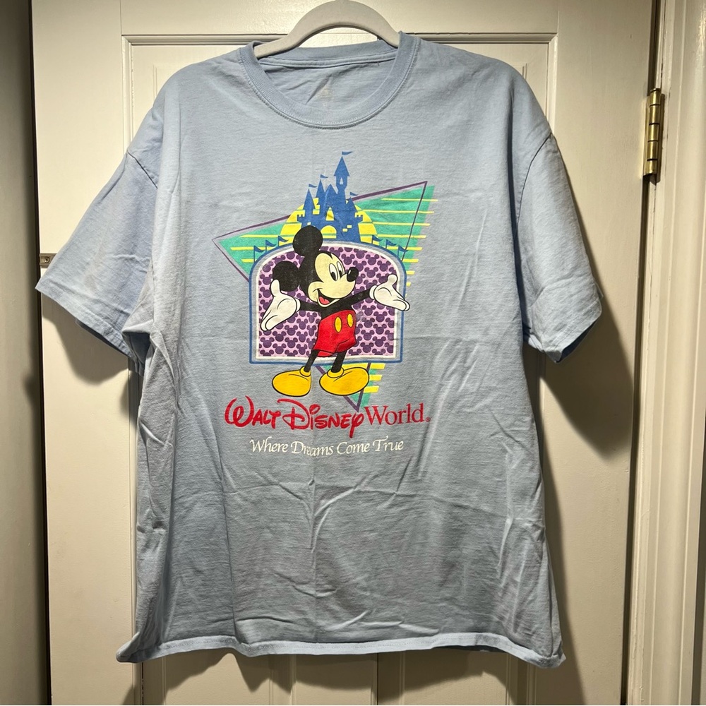 Disney World tshirt size xl